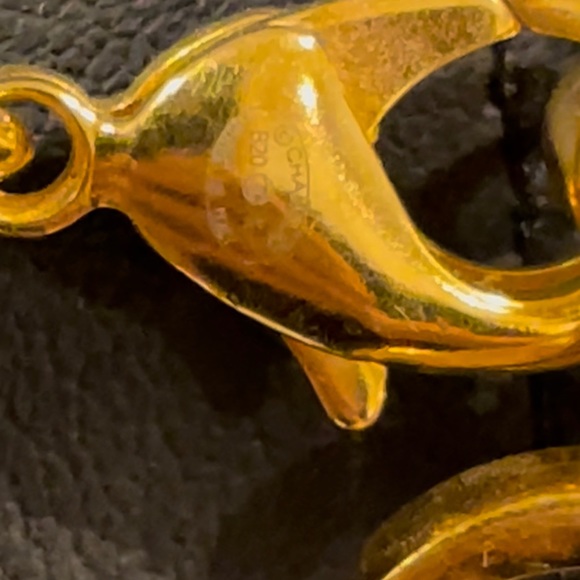 ✨💚Gorgeous Chanel 2020 Resin CC Curb Link Choker Gold Tone Necklace💚✨ - Picture 11 of 12